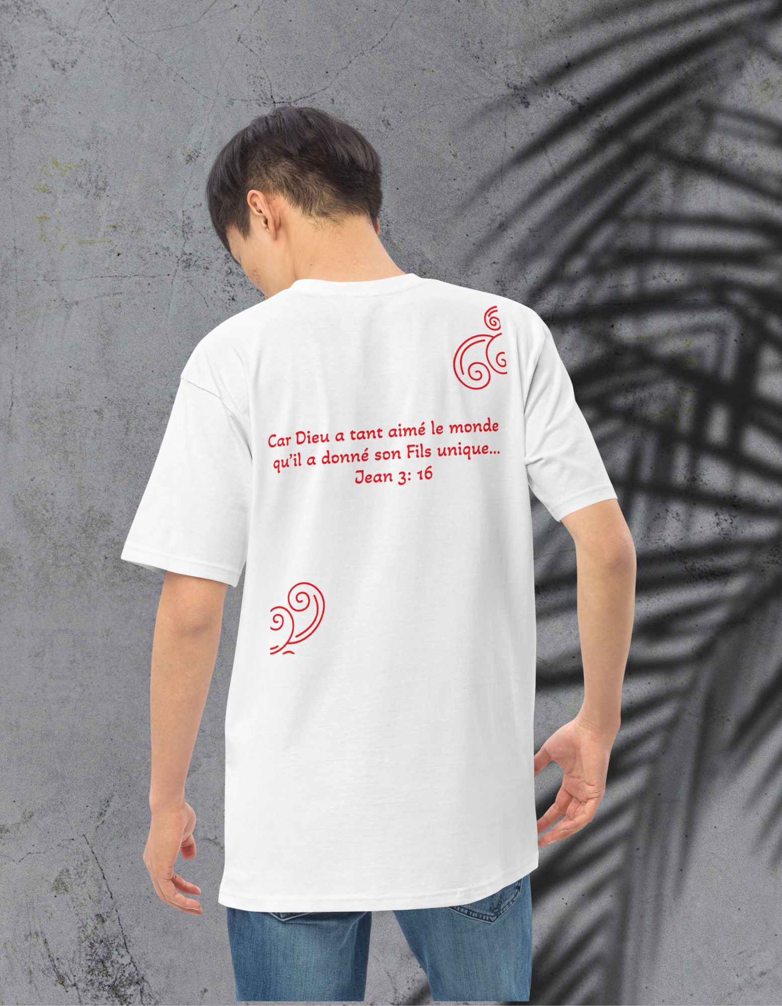 T-shirt lourd homme avec Jean 3:16 message Nzamuak for JESUS